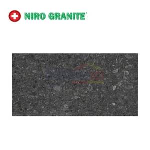 Niro Granite Lantai GPD04 Matt 60x120 Cm Hitam