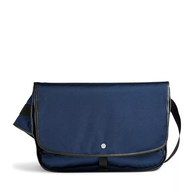Skagen mikael courier bag clearance